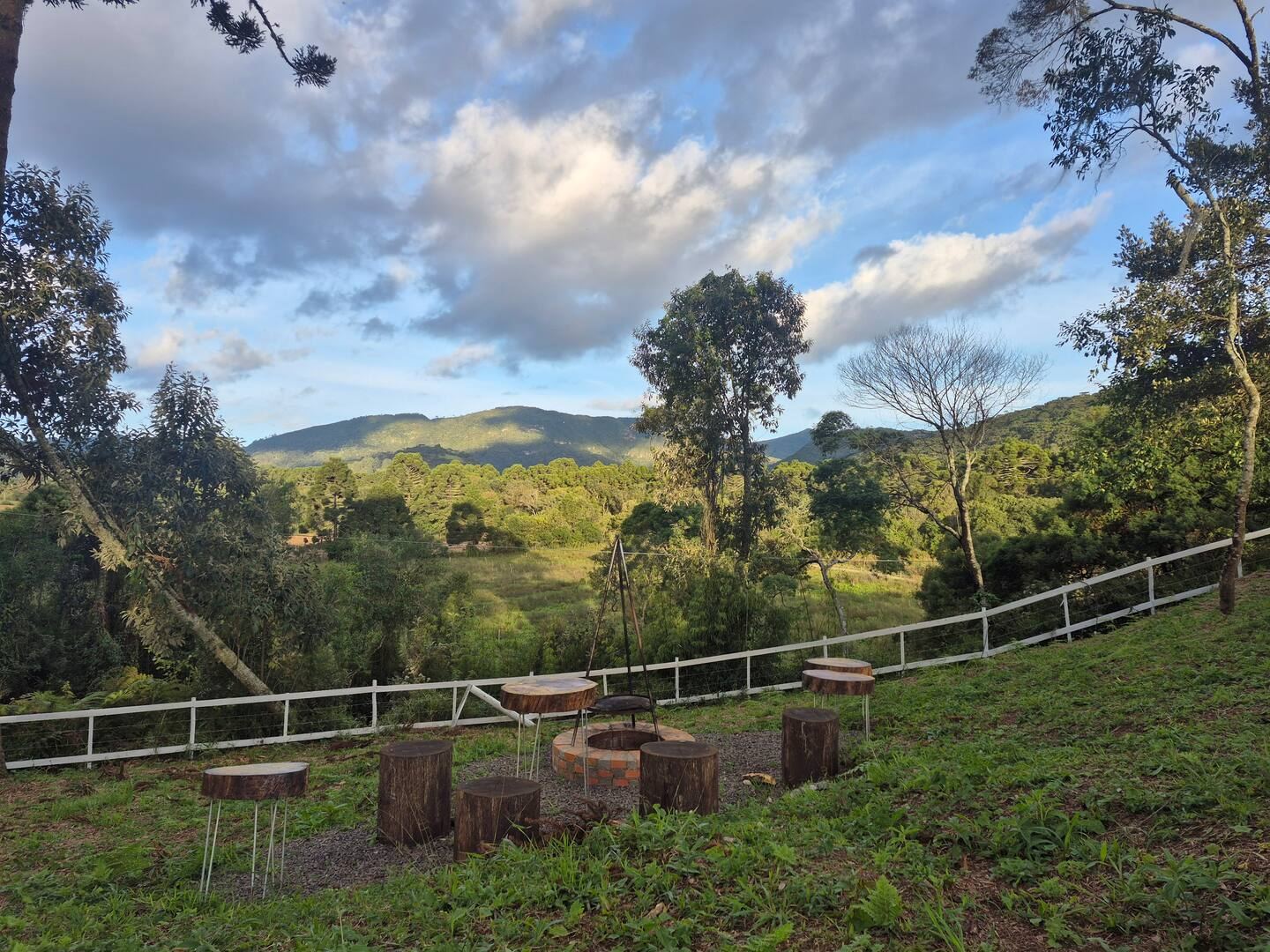 Montanhas da Serra Catarinense vistas das Cabanas 33